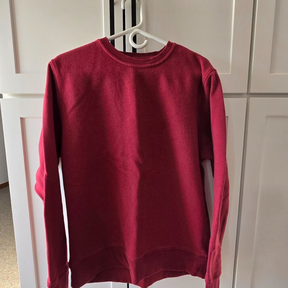 Amazon Essentials Unisex Fleece Crewneck Sweatshirt Sz Large Pullover Maroon